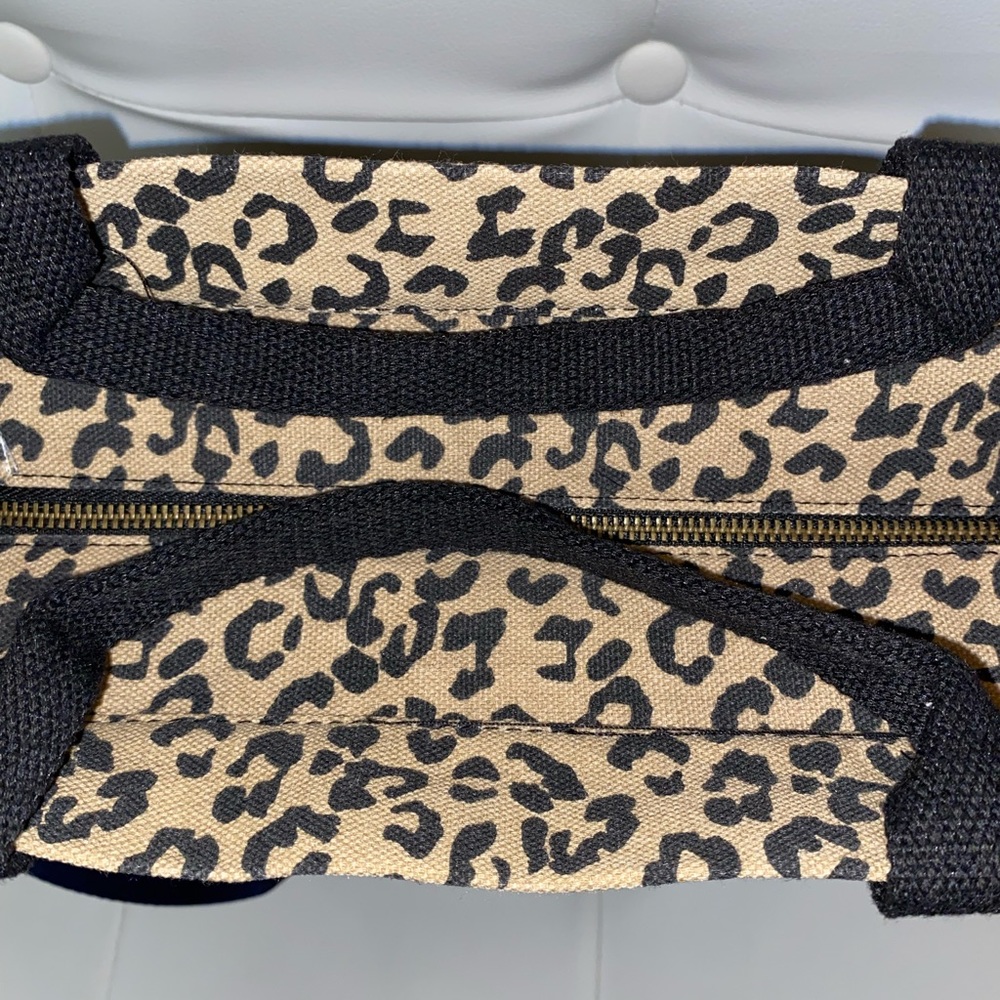 XL Sofia Crossbody Tote - Picture 3 of 7